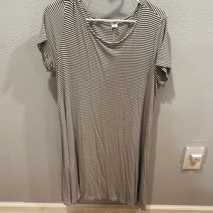 Striped flowy dress.